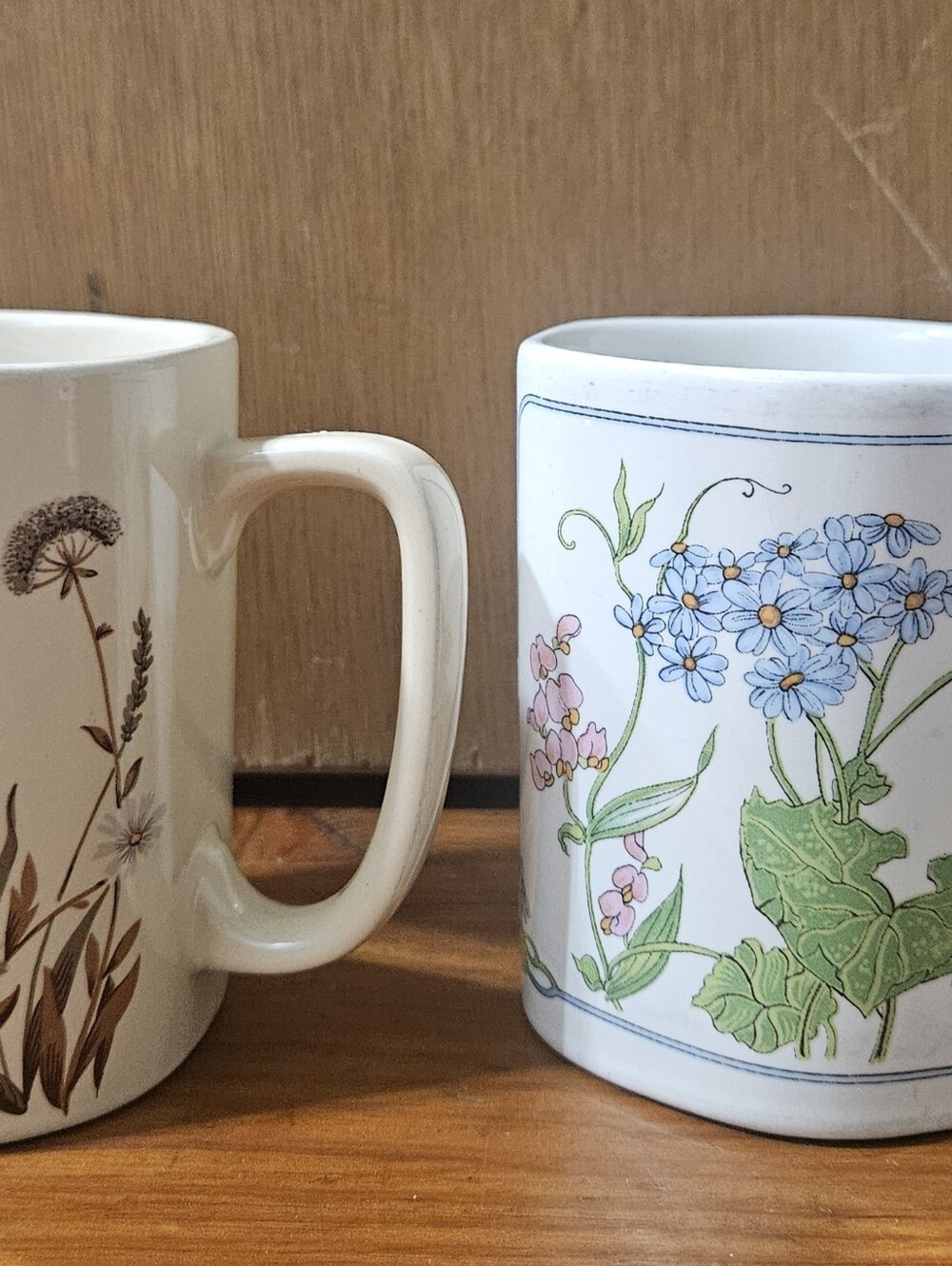 Vtg Japan Ceramic Coffee Mugs 2 Different Designs 3.5"×3"